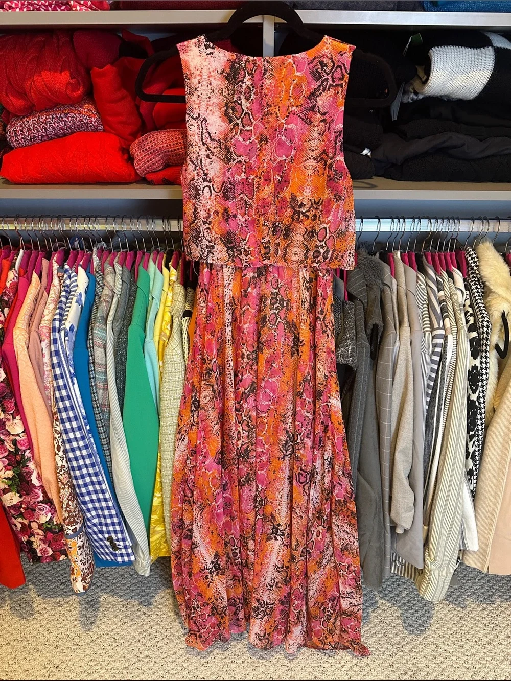 Calvin Klein pink/orange snake print sleeveless back zipper maxi dress size 2 - Picture 3 of 4
